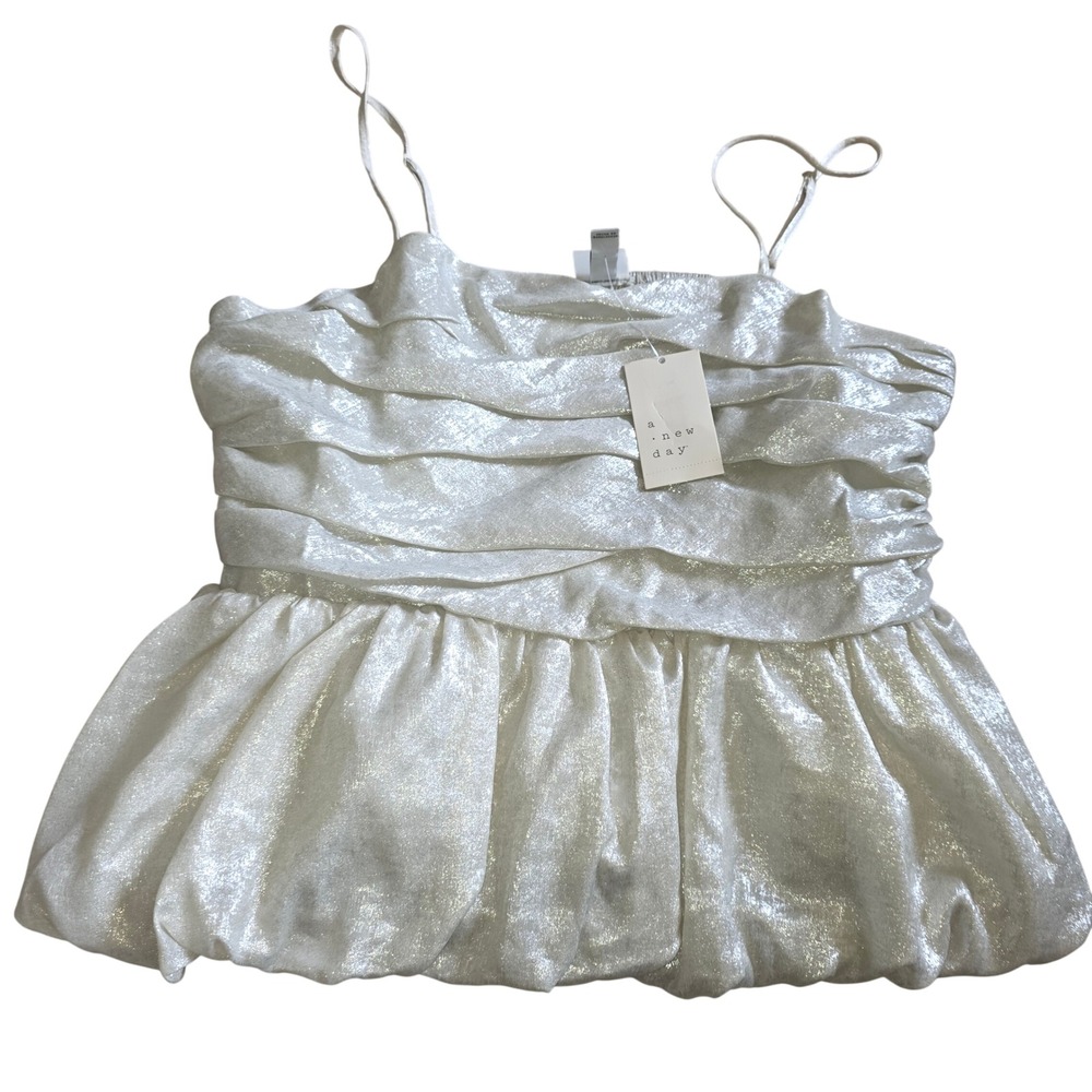 A New‎ Day Womens XL Metallic Silver Cream Ruffle Bubble Hem Camisole Top NWT